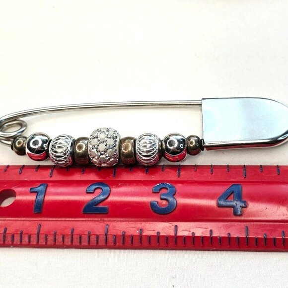 🔥$5/$25 Nanas Sparkly Safety Brooch Pin - Picture 11 of 11